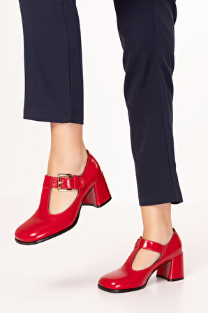 Gondol Kadın Hakiki Deri Yuvarlak Küt Burun Şık Topuklu Ayakkabı mnz.24524 - Kırmızı Rugan - 36