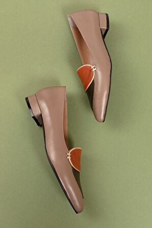 Gondol  Hakiki Deri Sivri Burunlu Kısa Topuklu Ayakkabı ast.8425