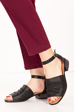 Gondol Kadın Hakiki Deri Orta Topuklu Günlük Sandalet anl.3251 - Siyah - 41