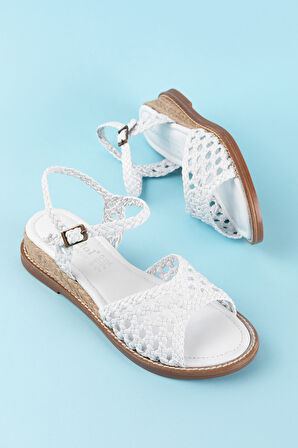 Gondol Kadın Hakiki Deri El Örgüsü Özel Hasır Sargılı Sandalet ell.7245 - Beyaz - 39