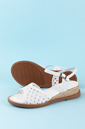 Gondol Kadın Hakiki Deri El Örgüsü Özel Hasır Sargılı Sandalet ell.7245 - Beyaz - 39