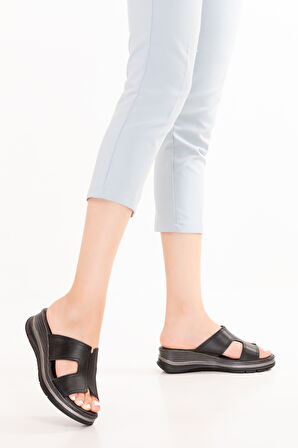 Gondol Kadın Hakiki Deri Şık Günlük Rahat Terlik ez.2565 - Siyah - 37