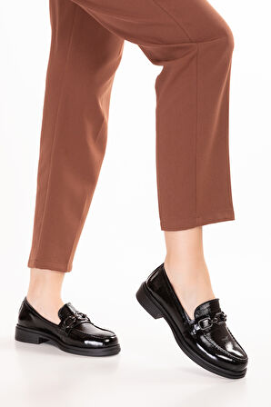 Gondol Kadın Hakiki Deri Toka Detaylı Şık Loafer Ayakkabı ndr.26101 - siyah rugan - 38