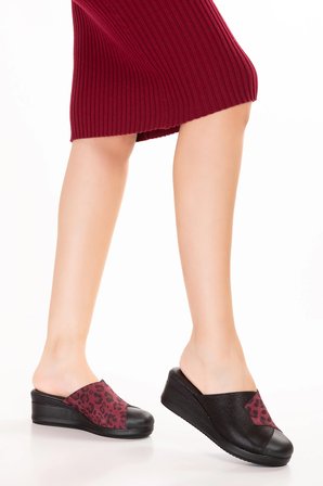 Gondol Kadın Hakiki Deri Dolgu Topuk Leopar Detaylı Sabo Terlik özl.81 Bordo Leopar
