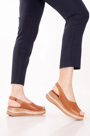 Hakiki Deri Kadın Rahat Günlük Sandalet elnr.564 Taba