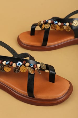 Gondol Hakiki Deri Vaketa Parmak Arası Süslü Sandalet crm.305 Siyah