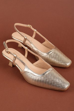 Gondol Kadın Hakiki Deri İnce Stiletto Topuklu Ayakkabı brgl.6136 Gold