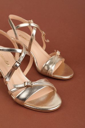 Gondol Kadın Hakiki Deri İnce Stiletto Topuklu Ayakkabı brgl.6129 Gold