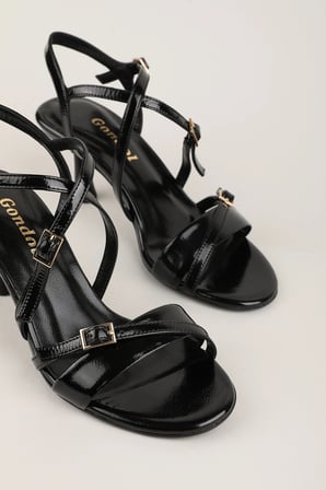 Gondol Kadın Hakiki Deri İnce Stiletto Topuklu Ayakkabı brgl.6129 Siyah Rugan