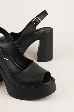 Gondol Hakiki Deri Platform Taban Topuklu Sandalet pkr.66005 Siyah