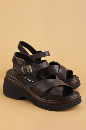 Gondol Hakiki Deri Platform Taban Topuklu Sandalet pkr.64004 Kahverengi