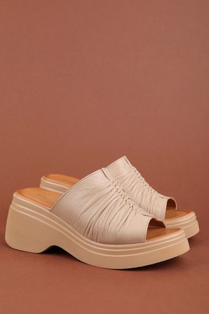Gondol Hakiki Deri Platform Taban Terlik pkr.64023 Bej