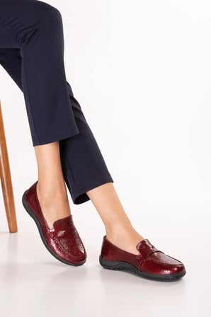 Gondol Kadın Hakiki Deri Geniş Ön Burun Rahat Loafer Ayakkabı esfa.602 Bordo Petek