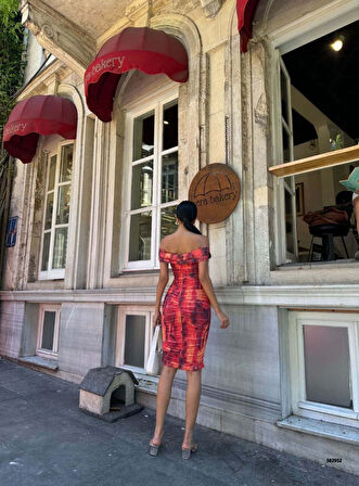 Madonna yaka büzgülü şifon elbise