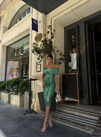 Madonna yaka büzgülü şifon elbise