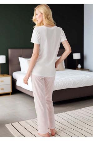 Kadın Kelebek Nakışlı Kısa Kollu Çizgili Pijama Takımı - Pamuklu Ev Giyim Takımı