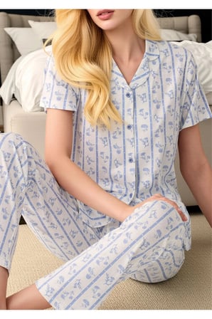 Kadın Mavi Çiçek Desenli Düğmeli Pijama Takımı - Kısa Kollu Pamuklu Ev Giyimi Seti