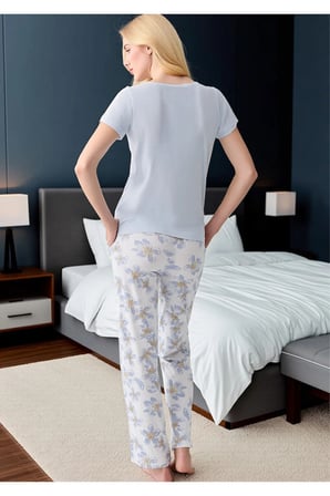 Kadın Çiçek Desenli Pijama Takımı - Yarım Düğmeli Pamuklu Uzun Alt Üst Set