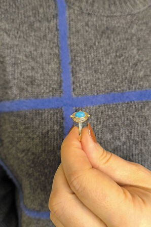 Firuze Taş Detaylı Modern Altın Yüzük