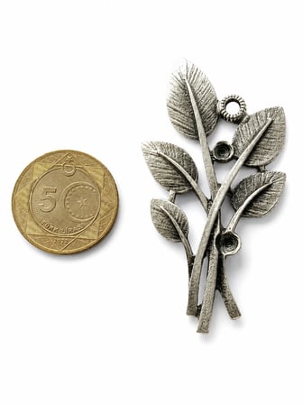 🌿 Botanik Dal Antik Gümüş Kolye Ucu