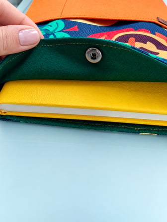 🎃 Hanori Cadılar Bayramı Balkabağı Desenli Kitap Kılıfı & Tablet Kılıfı – El Yapımı
