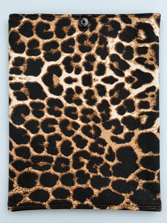 🐆 Hanori Leopar Desenli Kitap Kılıfı & Tablet Kılıfı – El Yapımı Çok Amaçlı Kılıf