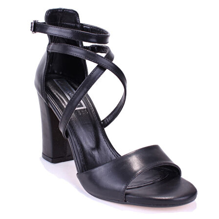 Dagoster DZA07-928400 Siyah Klasik Topuklu Kadın Ayakkabı