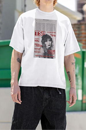 Gazete Temalı Taylor Swift Baskılı Unisex Oversize Şarkıcı Tişört