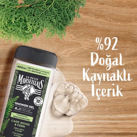 Le Petit Marseillais Men Ardıç Ağacı Aromalı Ferahlatıcı Tüm Ciltler İçin Kalıcı Kokulu Duş Jeli 3 x 400 ml