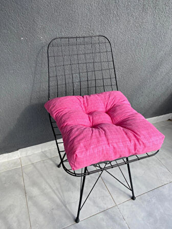 Pembe Renk Bağcıklı Sandalye Minderi Düğme Dikişi Detaylı 40x40cm 
