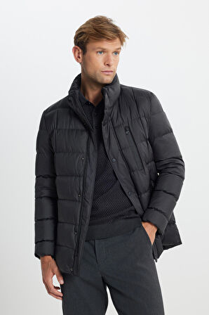 Standart Fit Normal Kesim Dik Yaka Yan Cepli Mont