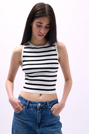 Halter Yaka Çizgili Crop