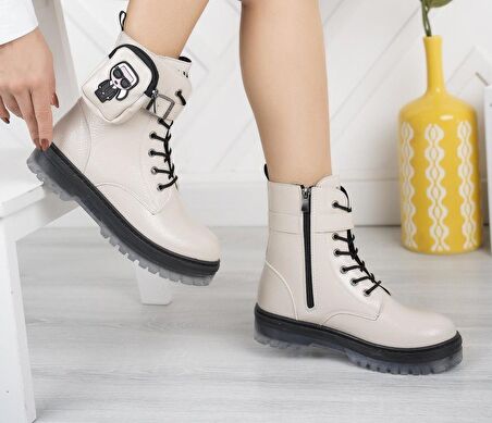 Krem Kırışık Rugan Fermuarlı Cep Detaylı Kız Çocuk Botu