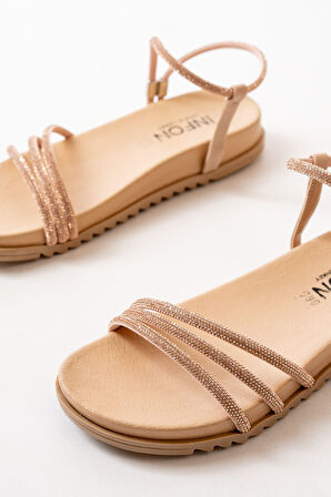  Nut Taşlı Kadın Sandalet