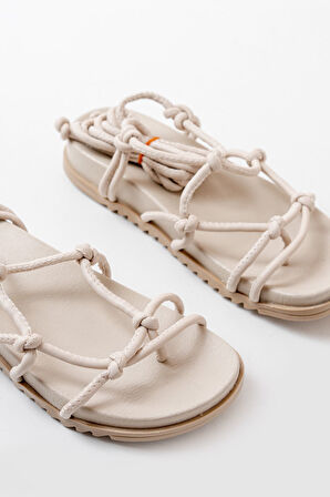  Bej Bilekten Bağcıklı Kadın Sandalet