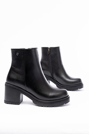  Siyah Fermuarlı Kalın Topuklu Günlük Kadın Bot