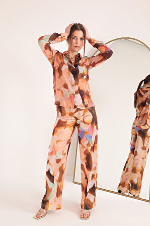 Saten Sulu Boya Efektli Çiçek Desen Kadın Kahve Pantolon