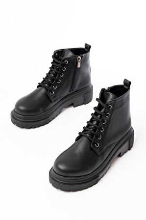 Siyah Bağcıklı Fermuarlı Günlük Kadın Bot