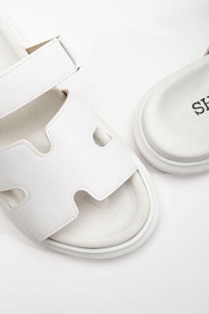 Azure Kadın Yumuşak Tabanlı Günlük Beyaz Terlik