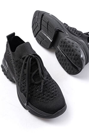 Siyah Günlük Bağcıklı Fileli Taş Aksesuarlı Kadın Spor Ayakkabı