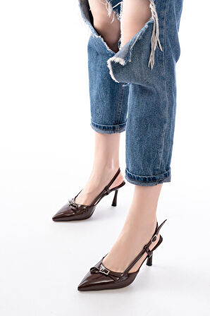 Kahve Rugan Günlük Arkası Açık Fiyonklu Topuklu Kadın Ayakkabı