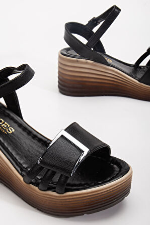 Olmo Kadın Siyah Cilt Günlük Ortopedik Taban Sandalet