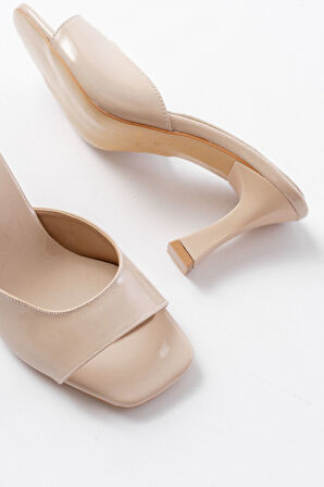 S-617 Bej Rugan Günlük Topuklu Kadın Terlik