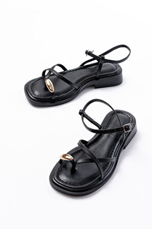 S-101 Siyah Parmak Arası Taş Detaylı Günlük Kadın Sandalet