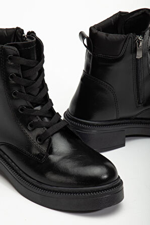 Kadın Siyah Cilt Bağcık Ve Fermuarlı Postal Bot