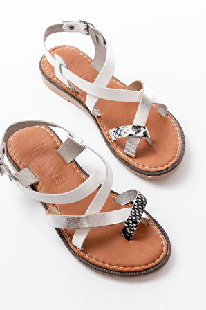 205-08 Beyaz Garni  Ortopedik Hakiki Deri Kadın Sandalet