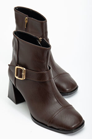 Kadın Kahverengi Küt Burun Tokalı Topuklu Bot