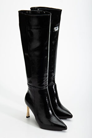 Kadın Siyah Rugan Sivri Burun İnce Topuklu Çizme