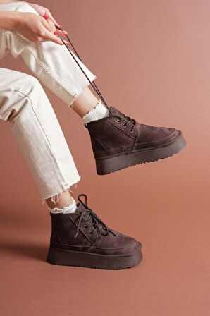 Venessa Kadın Mini Acı Kahve Süet Bağcıklı içi Tüylü Düz Taban Bot