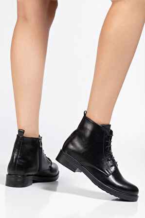 Siyah Yanki Bağcıklı Fermuarlı Günlük Kadın Bot